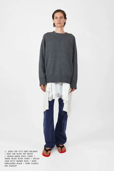Look 3
